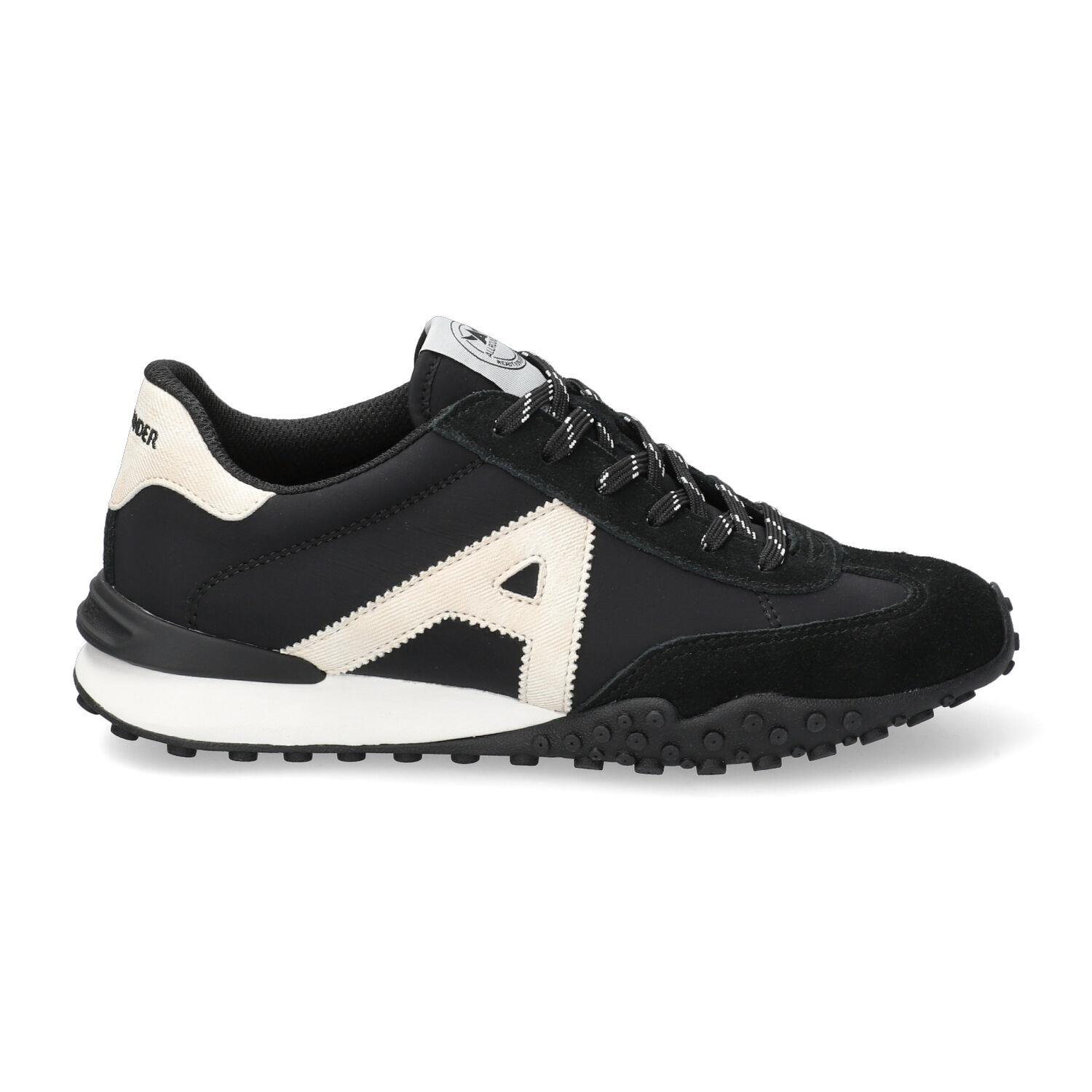 lacets femme modèle Kapri Noir - Mephisto